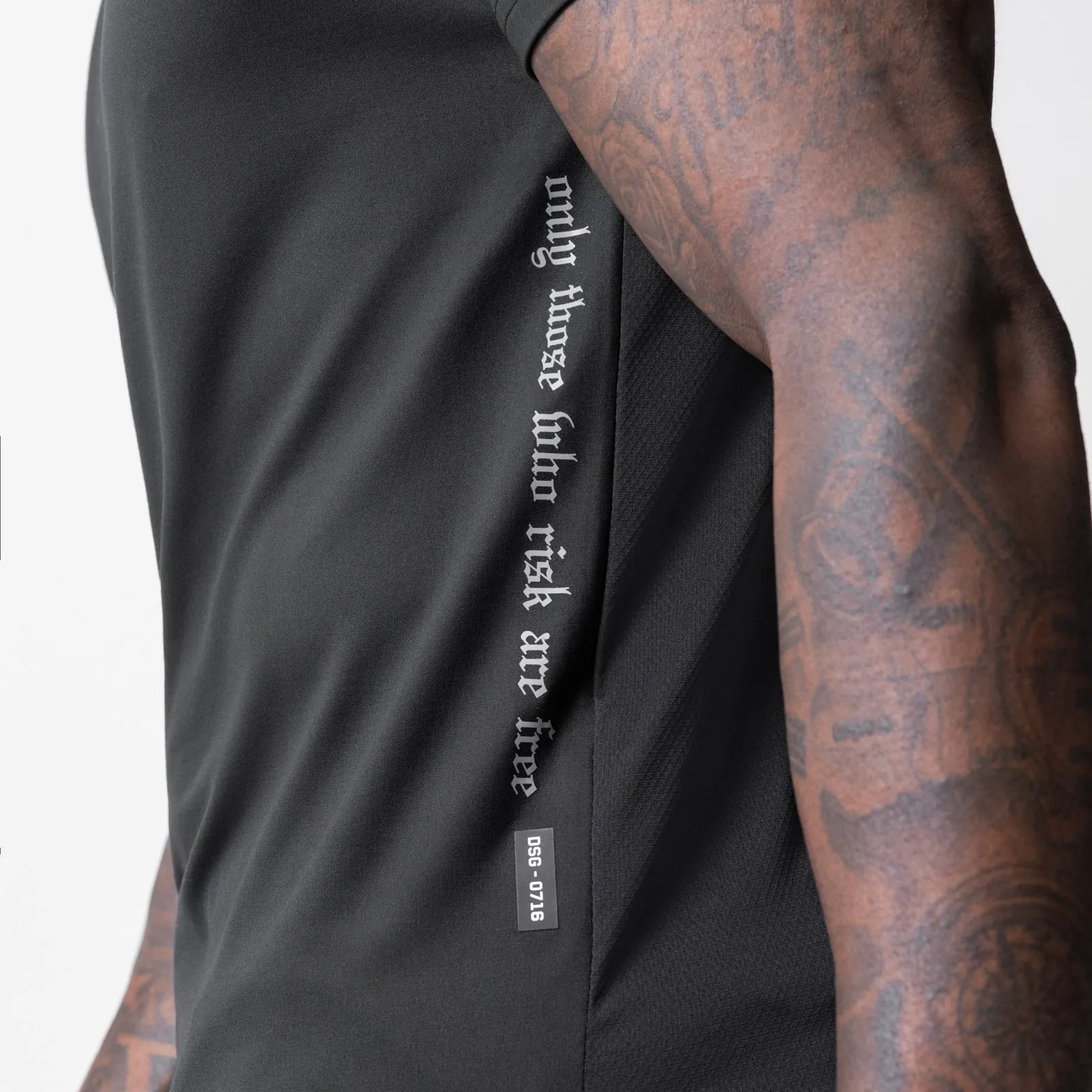 0716. Core Mesh Established Tee - Black