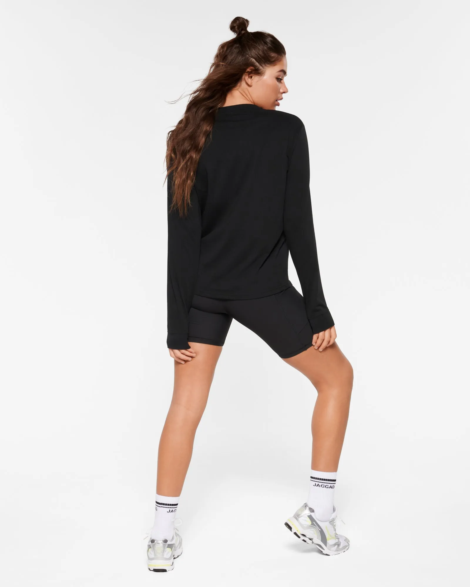 CLASSIC KEYLINE LONG SLEEVE TEE BLACK GOLD LOGO