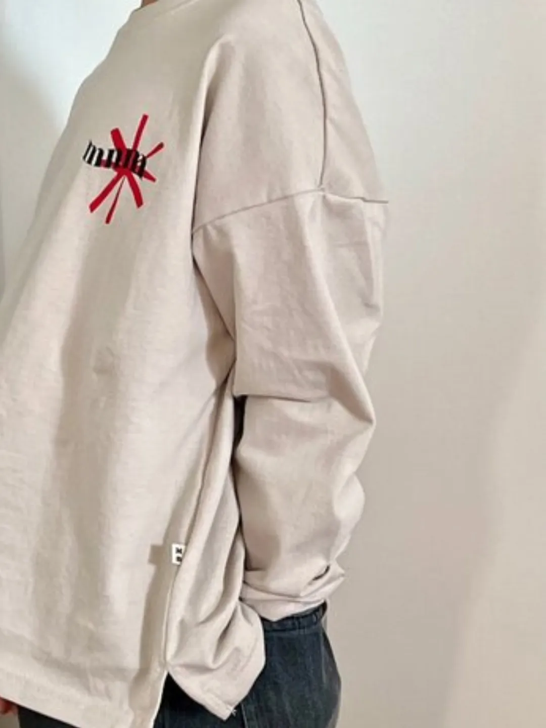 MINIMAL LONGSLEEVE TEE