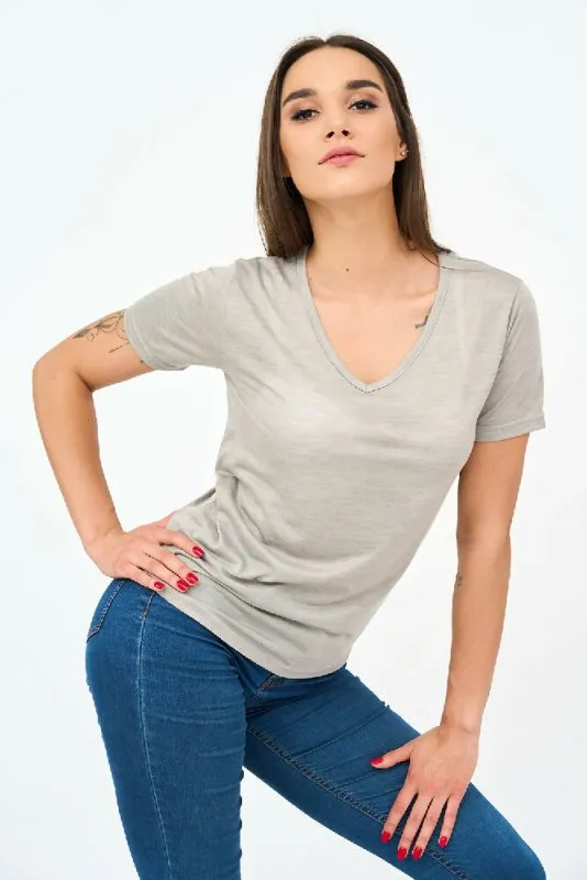 Short-Sleeved V Neck Women's T Shirt in Grey