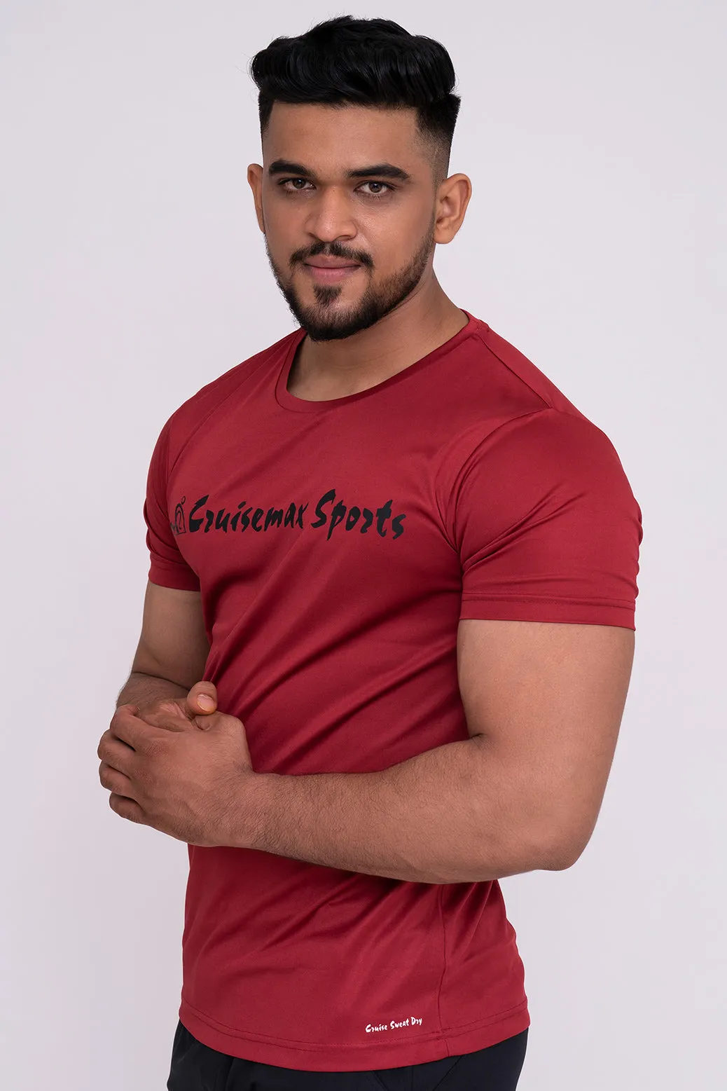 Solid Dye Round Neck T-Shirts Maroon Black