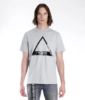 TRIANGLE LOGO TEE IN GHOST